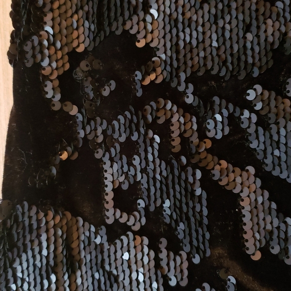 Romeo & Juliet Little Black sequin dress - Picture 5 of 13